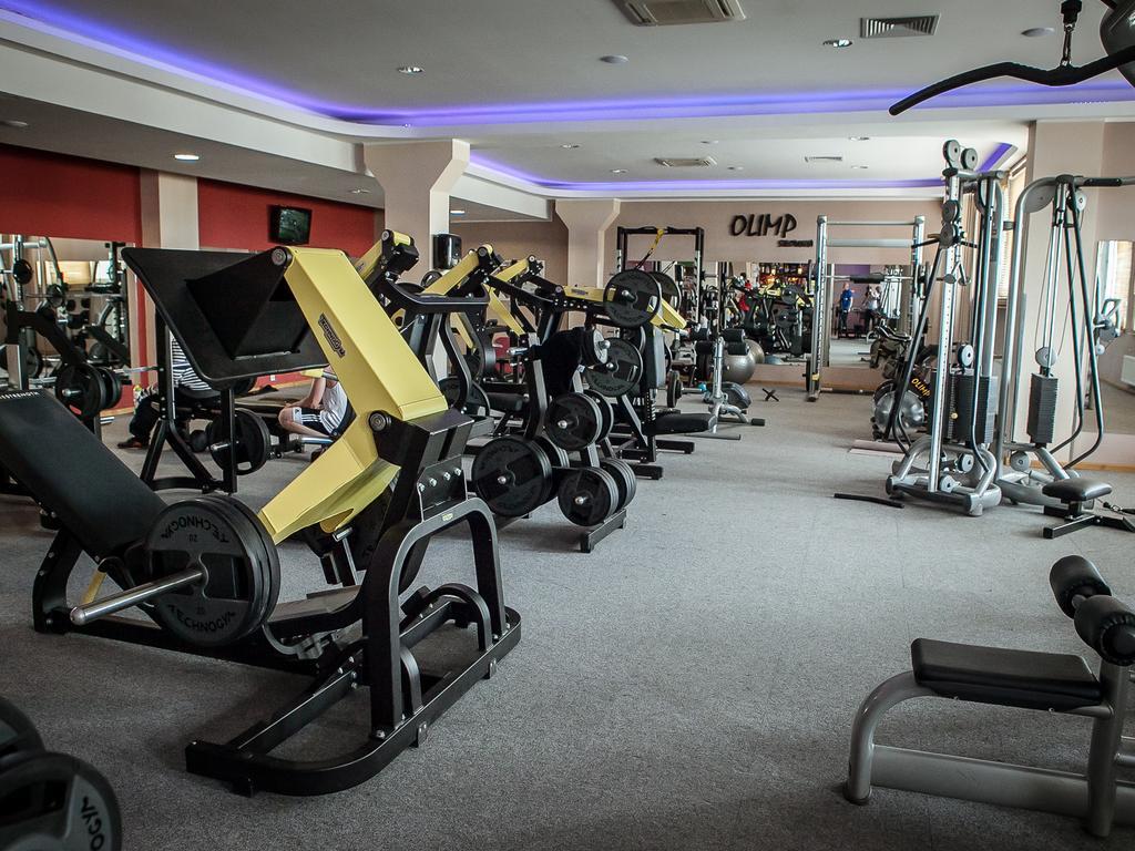 Hotel Olimp Business & Spa 威赫罗伏 外观 照片